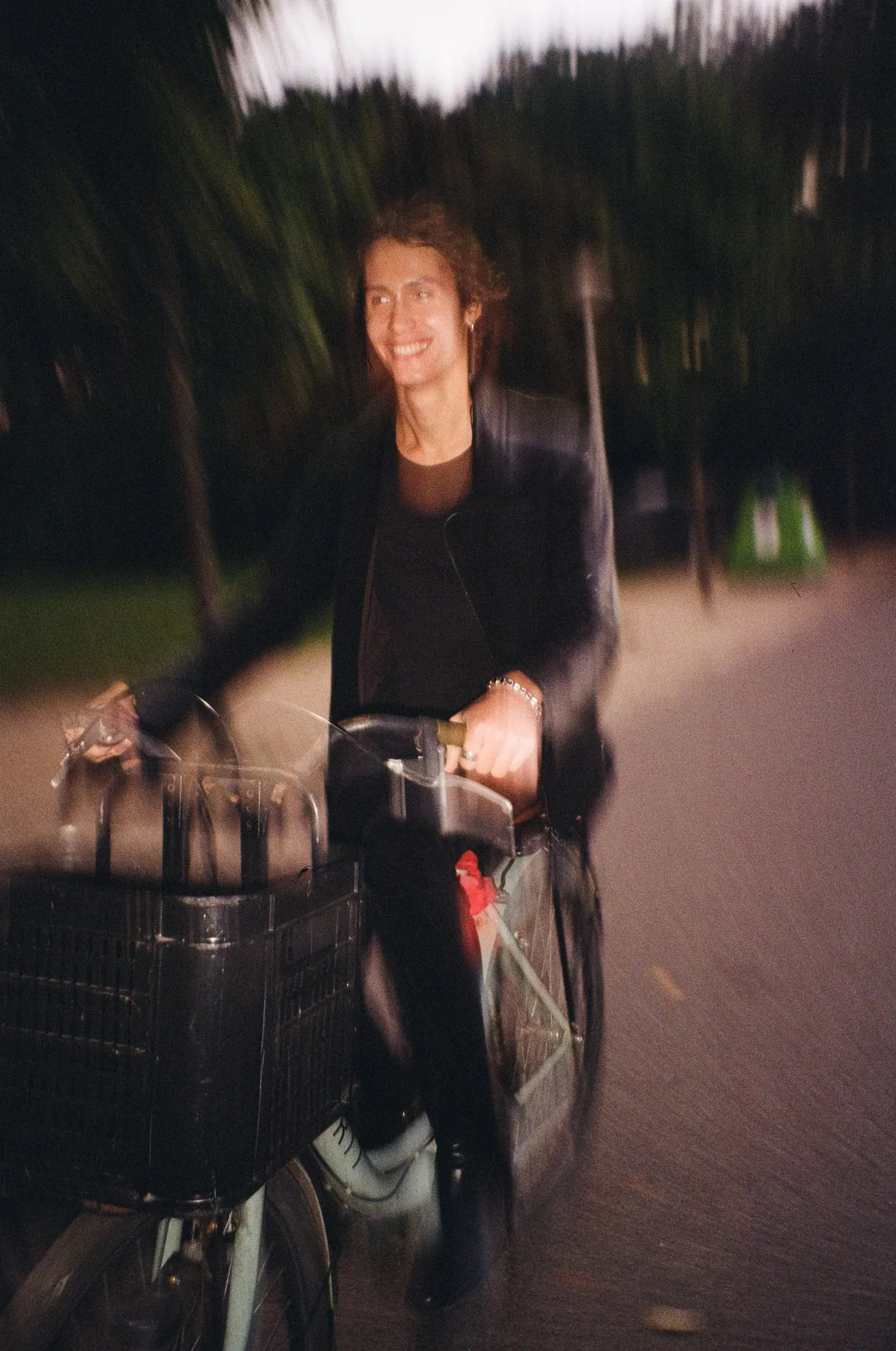 2025, photo 19