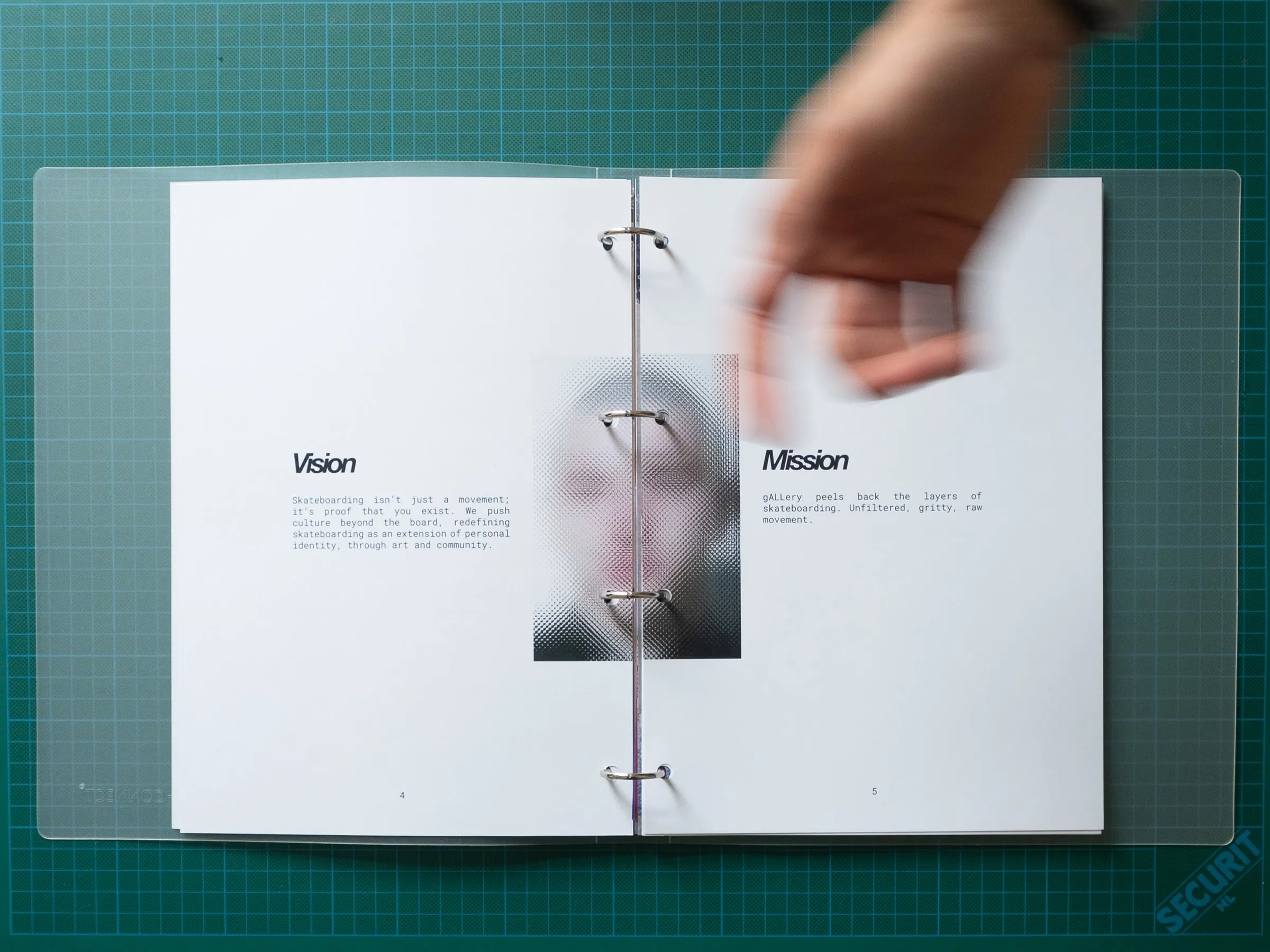 gALLery brand book, page 3